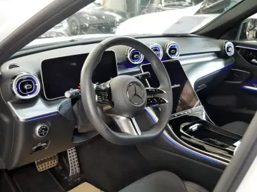 MERCEDES-BENZ C 300 4M    AMG NIGHT MEMO 360 DISTR K…