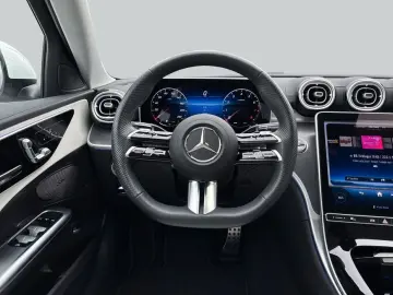 MERCEDES-BENZ C 300 4Matic 9G-TRONIC AMG Line Advanced