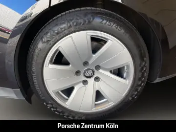 PORSCHE Taycan Rückfahrkamera Performancebatterie