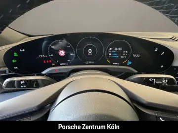 PORSCHE Taycan Rückfahrkamera Performancebatterie