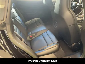 PORSCHE Taycan Rückfahrkamera Performancebatterie