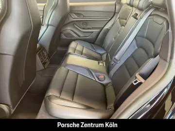 PORSCHE Taycan Rückfahrkamera Performancebatterie