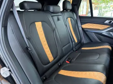 BMW X5 M Competition LASER BOWERS-WILKINS SKY-LOUNGE