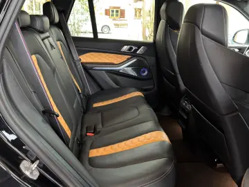 BMW X5 M Competition LASER BOWERS-WILKINS SKY-LOUNGE