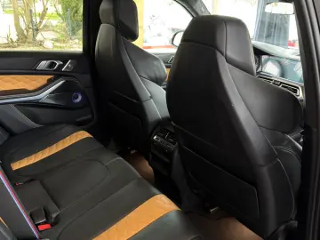 BMW X5 M Competition LASER BOWERS-WILKINS SKY-LOUNGE