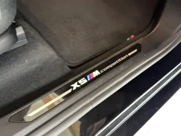 BMW X5 M Competition LASER BOWERS-WILKINS SKY-LOUNGE