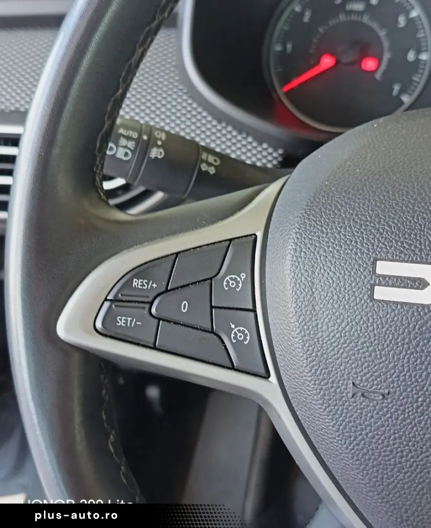 DACIA LOGAN 1.0 Eco-G 100CP Journey Plus MT6