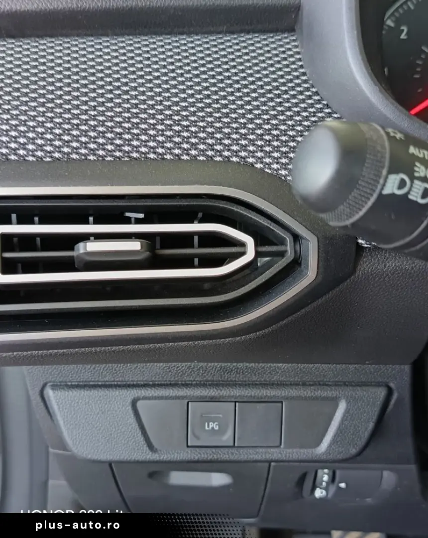 DACIA LOGAN 1.0 Eco-G 100CP Journey Plus MT6
