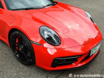 PORSCHE 992 Targa 4 GTS Lift BOSE 1.Hand MwSt. Approved