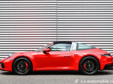 PORSCHE 992 Targa 4 GTS Lift BOSE 1.Hand MwSt. Approved