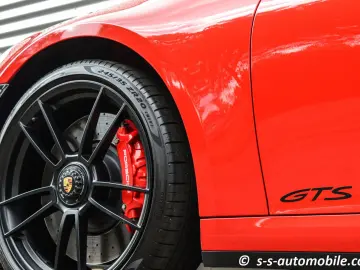 PORSCHE 992 Targa 4 GTS Lift BOSE 1.Hand MwSt. Approved
