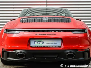 PORSCHE 992 Targa 4 GTS Lift BOSE 1.Hand MwSt. Approved