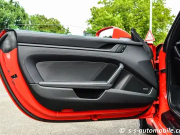 PORSCHE 992 Targa 4 GTS Lift BOSE 1.Hand MwSt. Approved
