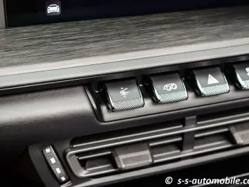 PORSCHE 992 Targa 4 GTS Lift BOSE 1.Hand MwSt. Approved