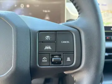 Toyota RAV4 2.5 Hybrid AWD 194CP 2.450 km