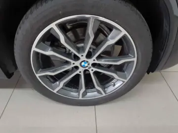 BMW X3 xDr20d MSpo Laser