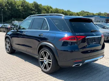 MERCEDES-BENZ GLE350e AIRMATIC Panoramada Burmester …
