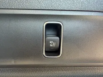 MERCEDES-BENZ GLE350e AIRMATIC Panoramada Burmester …