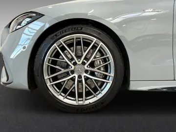 MERCEDES-BENZ C 43 AMG 4M DIGITAL DIST Memory Burm StHz 360
