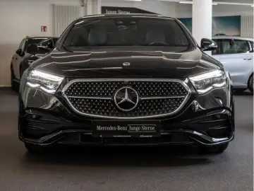 MERCEDES-BENZ E 220 d 4M AMG-Sport Super Pano Burm AHK Night