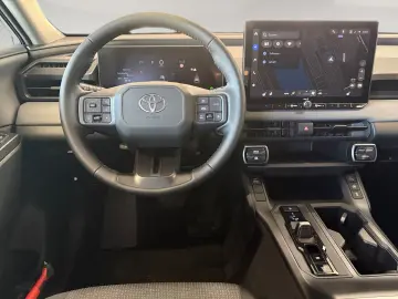 Toyota RAV4 2.5 Hybrid AWD 194CP 2.000 km