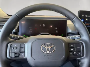 Toyota RAV4 2.5 Hybrid AWD 194CP 2.000 km