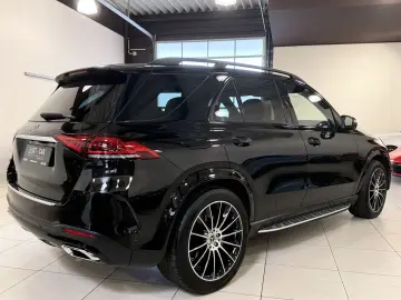MERCEDES-BENZ GLE 400 d 4Matic AMG Line  1.Hand-7 Si…