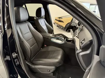 MERCEDES-BENZ GLE 400 d 4Matic AMG Line  1.Hand-7 Si…