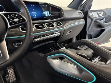 MERCEDES-BENZ GLE 400 d 4Matic AMG Line  1.Hand-7 Si…