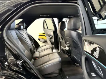 MERCEDES-BENZ GLE 400 d 4Matic AMG Line  1.Hand-7 Si…
