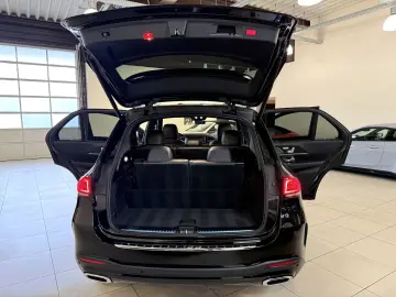 MERCEDES-BENZ GLE 400 d 4Matic AMG Line  1.Hand-7 Si…