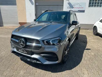 MERCEDES-BENZ GLE 400  AMG HEAD-UP 360 LED PANO BURMESTER