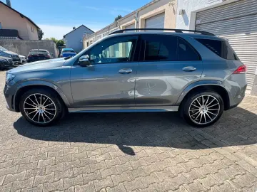 MERCEDES-BENZ GLE 400  AMG HEAD-UP 360 LED PANO BURMESTER