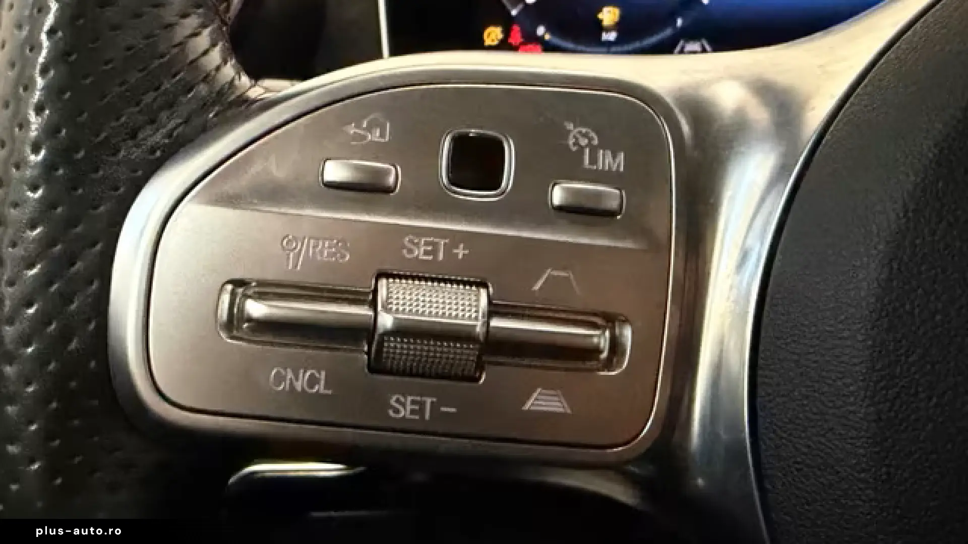 Mercedes-Benz A 220 AMG Line