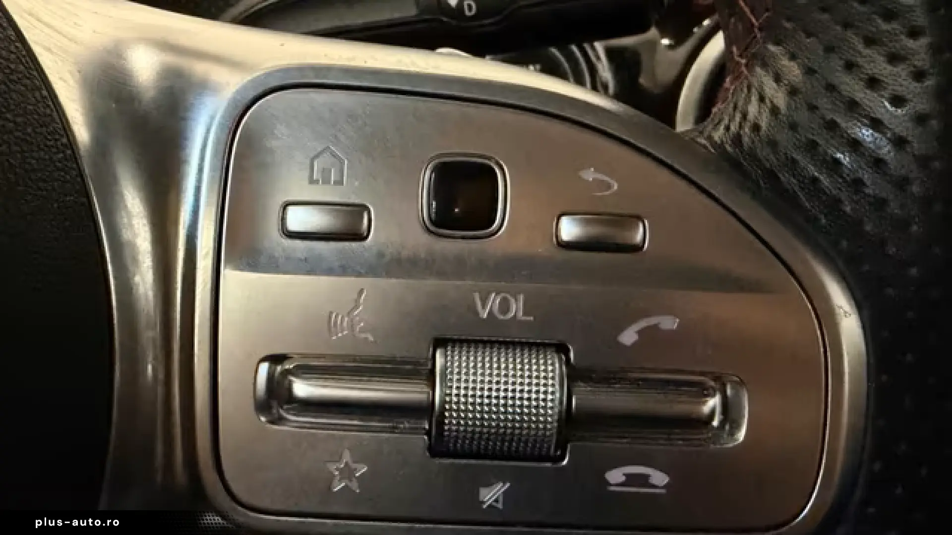 Mercedes-Benz A 220 AMG Line