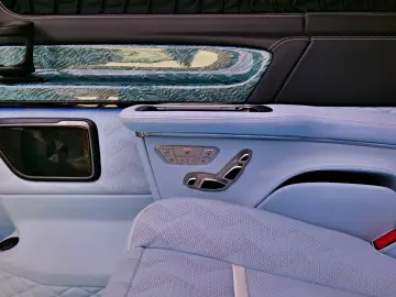 Mercedes-Benz V 300d 4M   MANSORY   VIP SEATS   TV