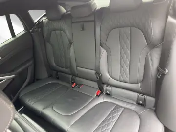 BMW X6 xDr30d MSpo Laser IcGlow DisplayKey H&K DAProf
