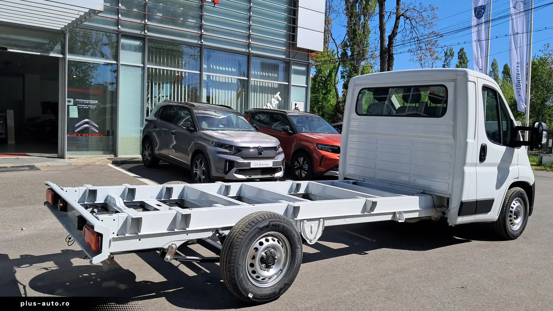 PEUGEOT BOXER Sasiu Cabina Simpla L4 2.2 diesel 140 CP