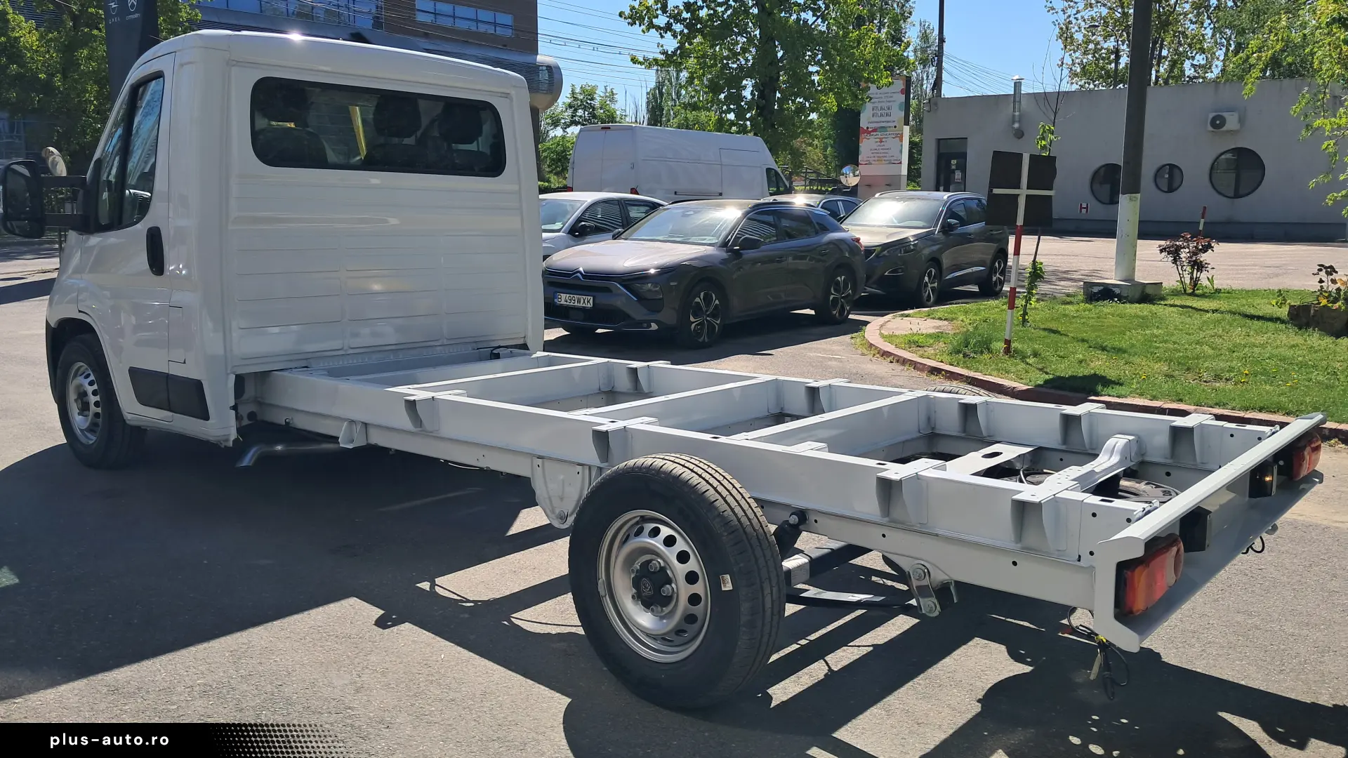 PEUGEOT BOXER Sasiu Cabina Simpla L4 2.2 diesel 140 CP