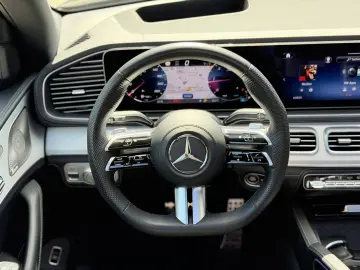 MERCEDES-BENZ GLE 450 4M AMG Line Night-Paket Pano Airmatic