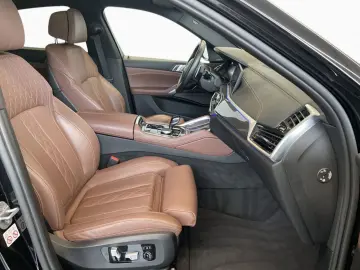 BMW X6 xD40d MSpo SkyLounge DisplayKey IconicGlow Carbon 360