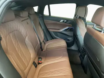 BMW X6 xD40d MSpo SkyLounge DisplayKey IconicGlow Carbon 360