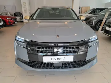 DS No. 4 Performance Line 1.2 hybrid 145 CP automata