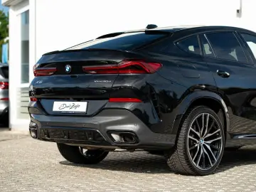 BMW X6 xDr30d MSpo Ventilation IcGlow 360 H&K Sunroof