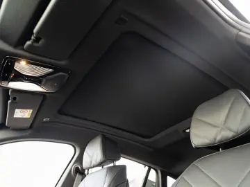 BMW X6 xDr30d MSpo Ventilation IcGlow 360 H&K Sunroof