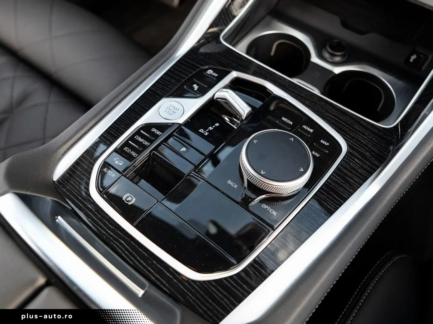 BMW X6 xDr30d MSpo Ventilation IcGlow 360 H&K Sunroof