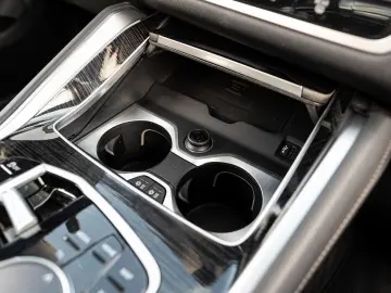 BMW X6 xDr30d MSpo Ventilation IcGlow 360 H&K Sunroof