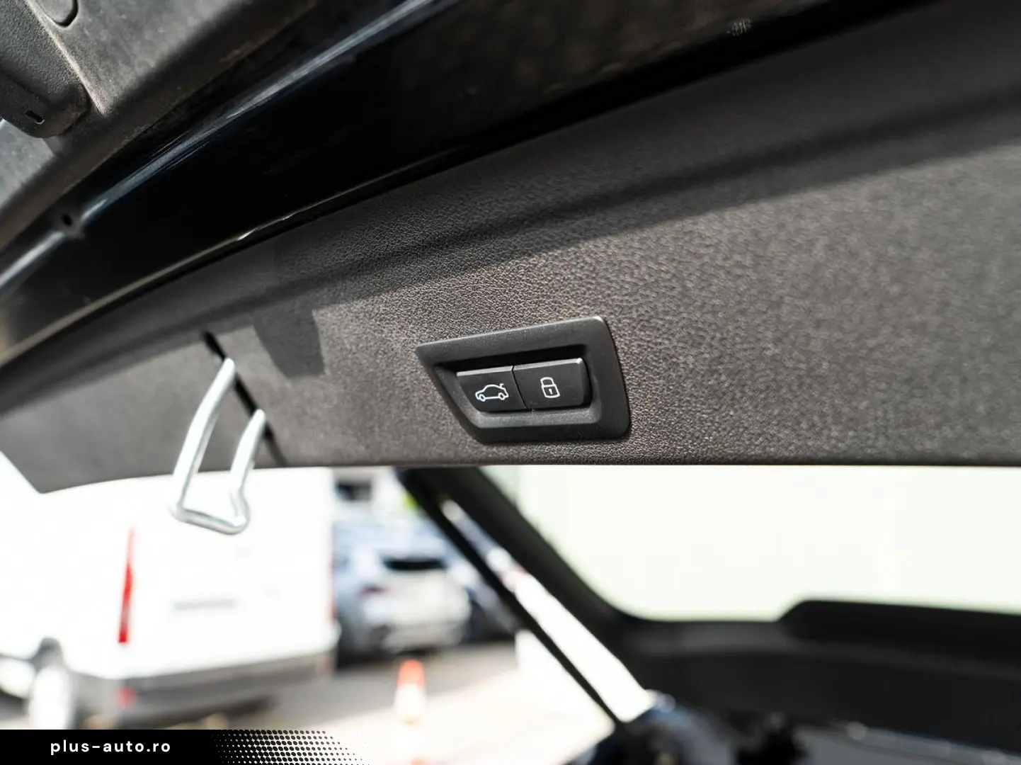 BMW X6 xDr30d MSpo Ventilation IcGlow 360 H&K Sunroof