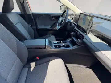 Toyota RAV4 2.5 Hybrid AWD Bronze 2.000 km