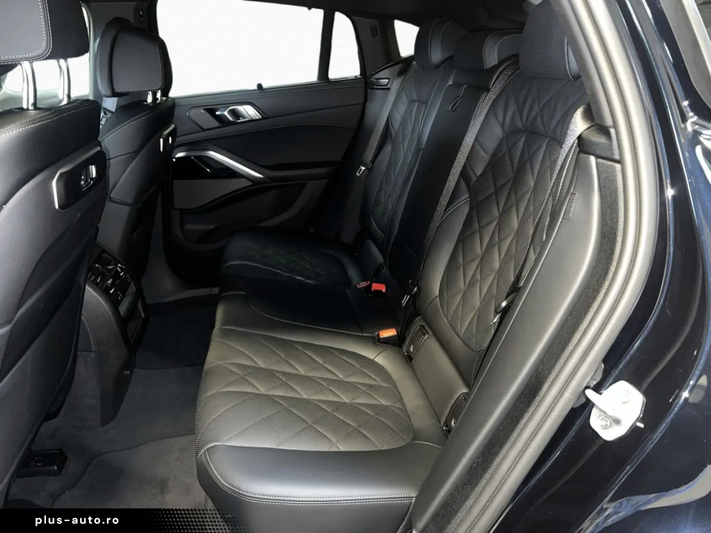 BMW X6 xDr30d MSpo Massage Ventilation 360 IcGlow DAProf